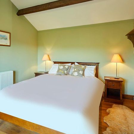 Host & Stay - Tregaer Mill Barn Dingestow Buitenkant foto
